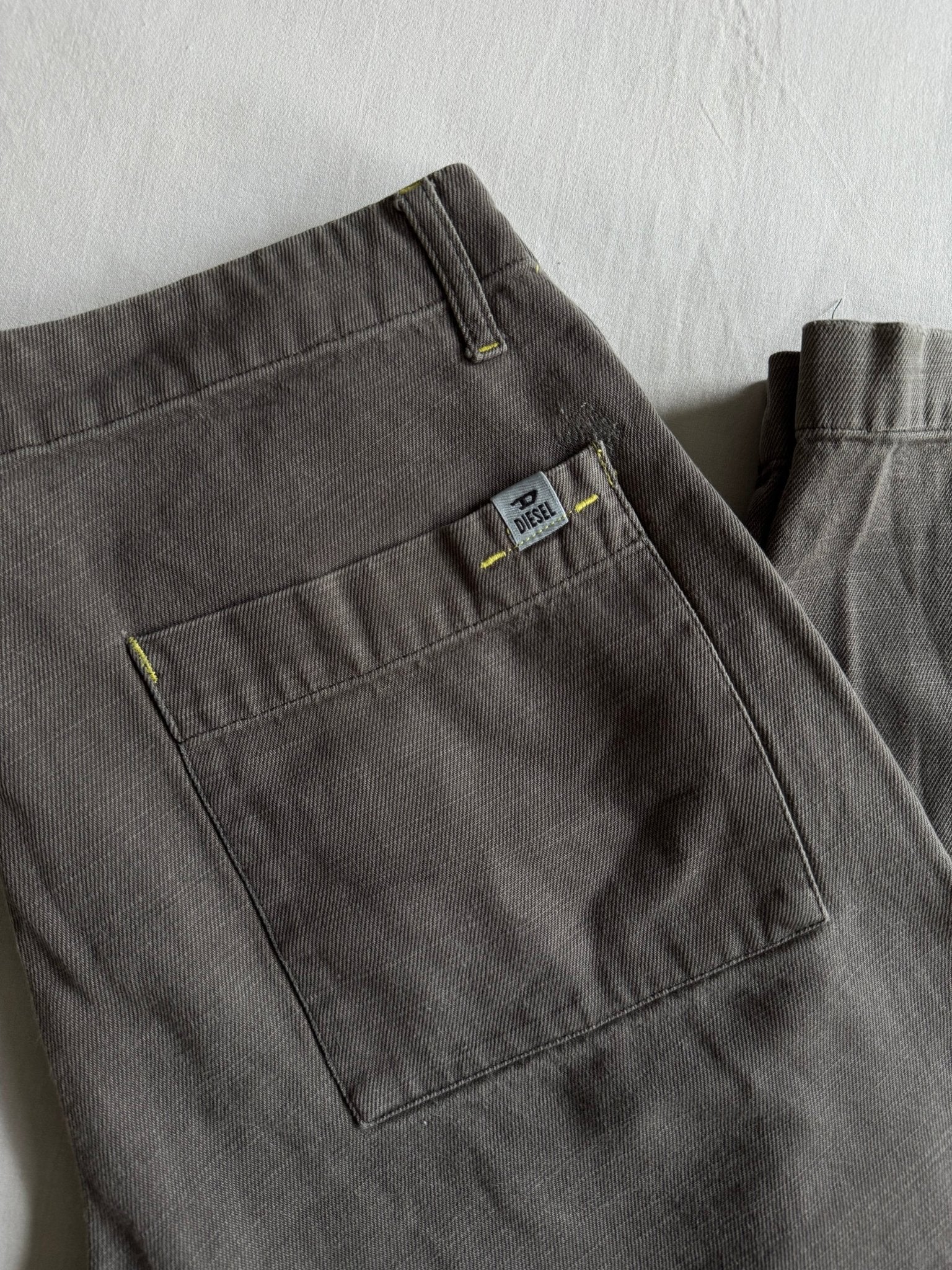 🪖 Y2K Diesel Military Green Field Trousers – Size US 34 - anbracaminte
