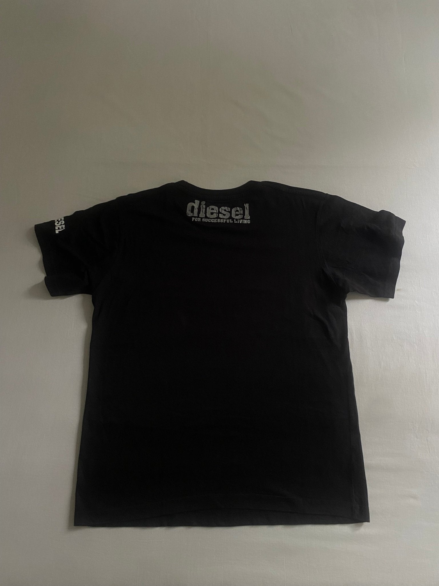 🖤 Y2K Diesel Printed Black Tee - anbracaminte