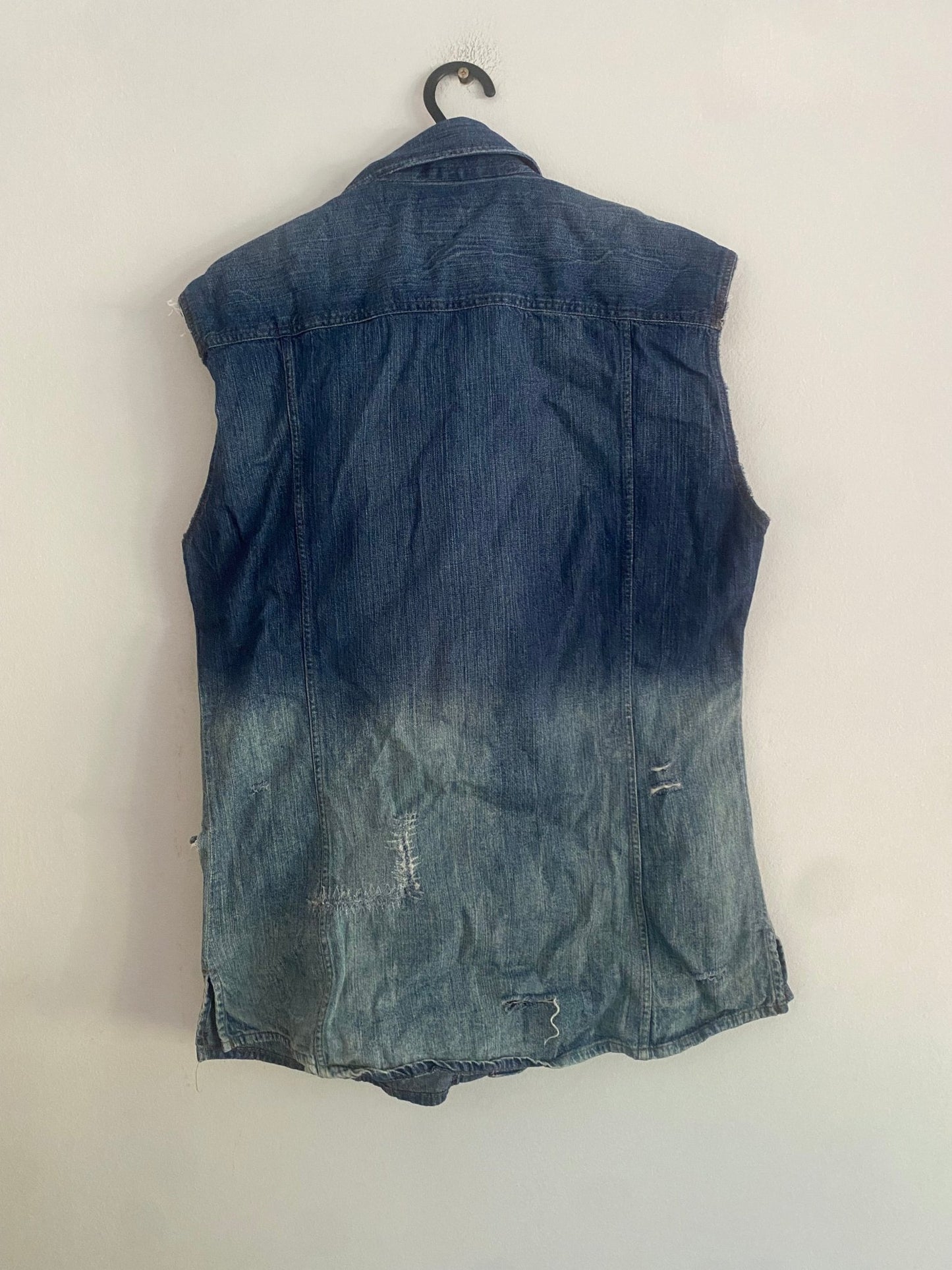 Y2K Dolce & Gabbana Distressed Denim Rave Shirt - anbracaminte
