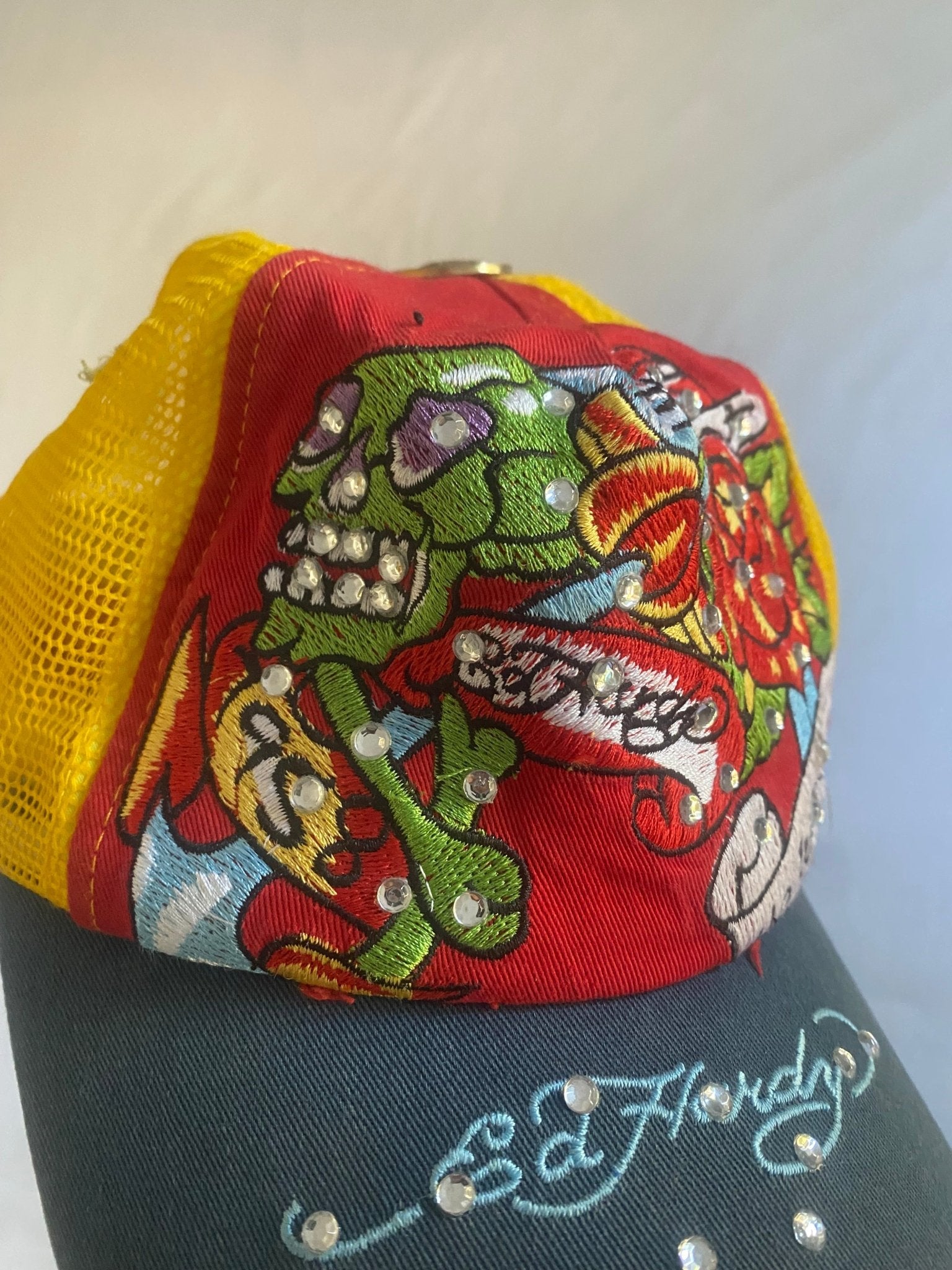 Y2K Ed Hardy Trucker Hat - anbracaminte