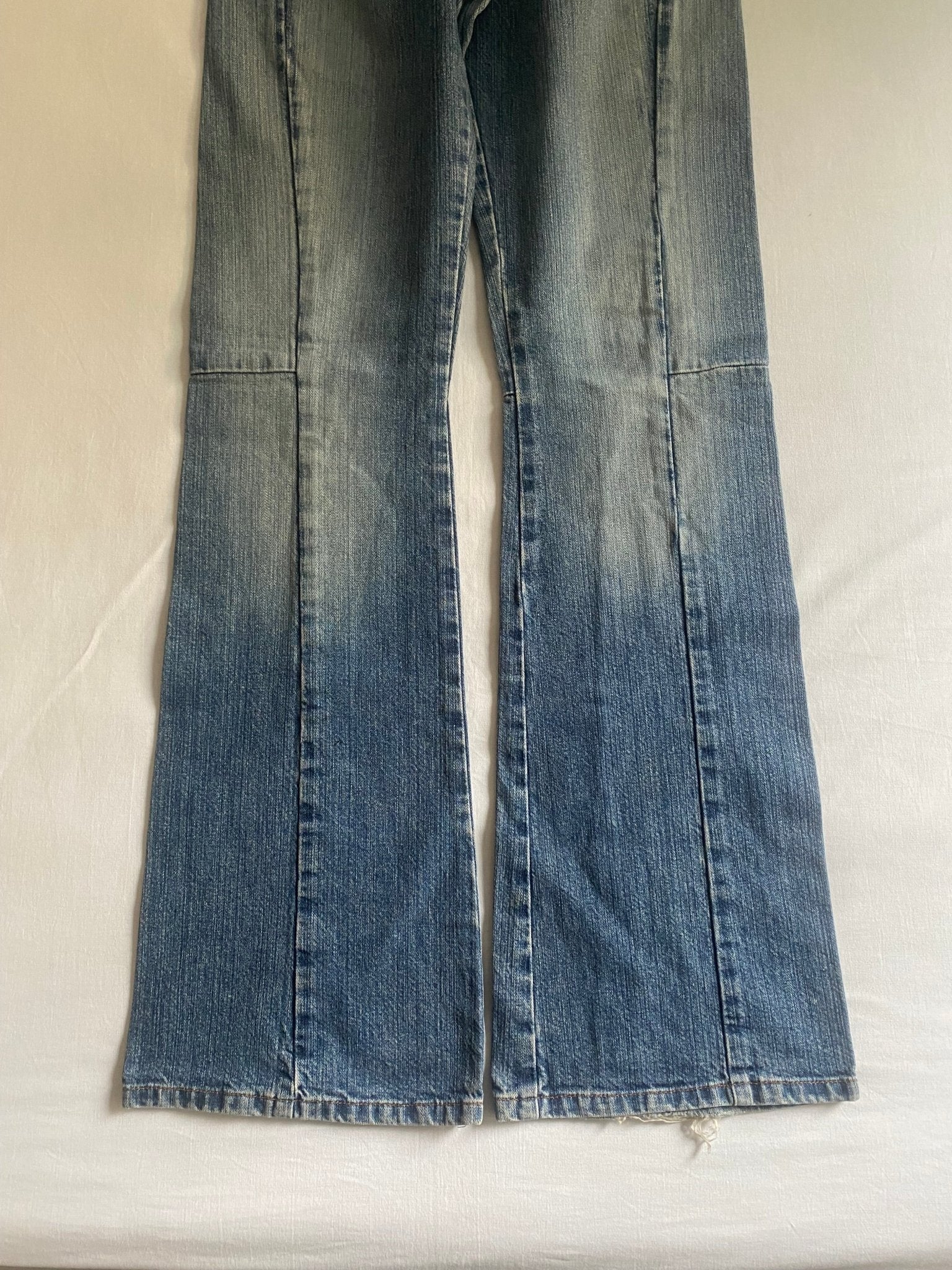 Y2K Flared Jeans - anbracaminte
