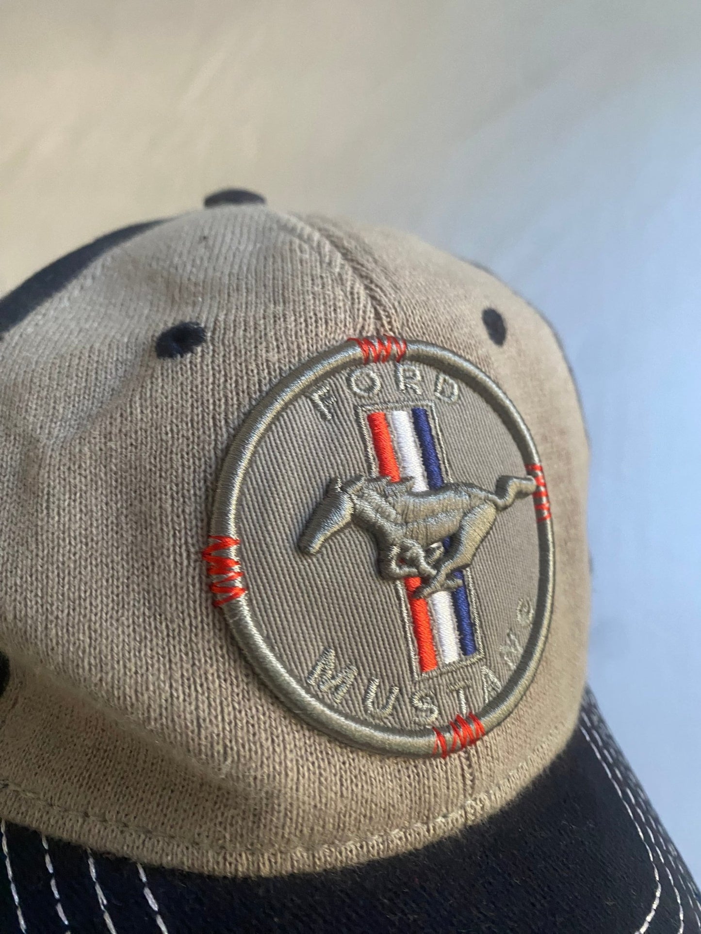 Y2K Ford Mustang Cap - anbracaminte