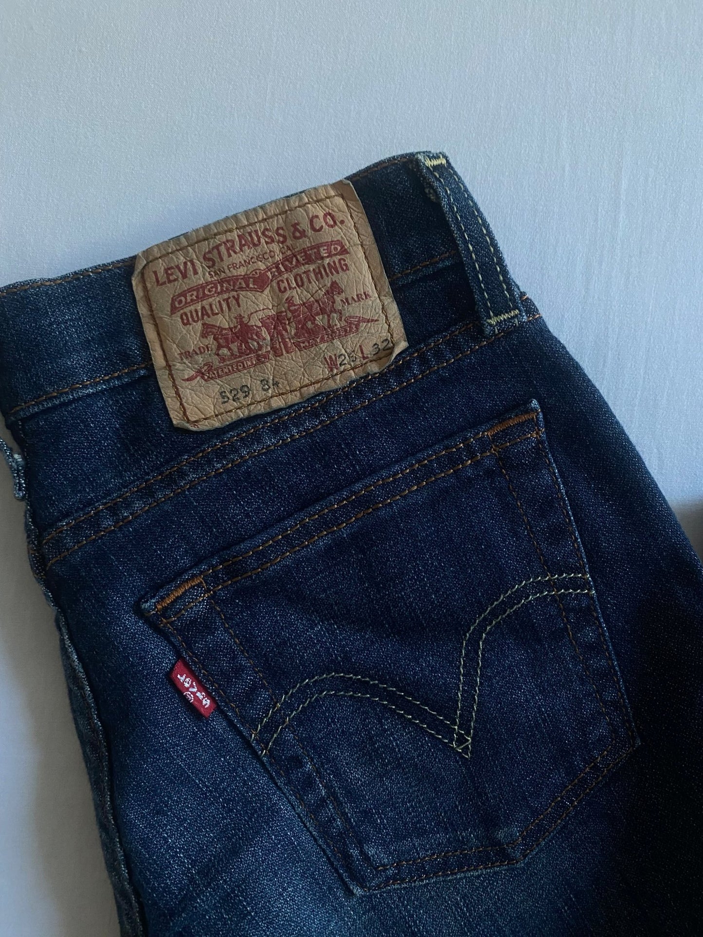 Y2K Levi's 529 Bootcut Jeans - anbracaminte