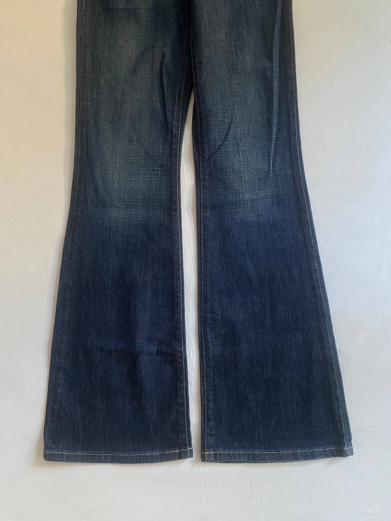 Y2K Levi's 529 Bootcut Jeans - anbracaminte