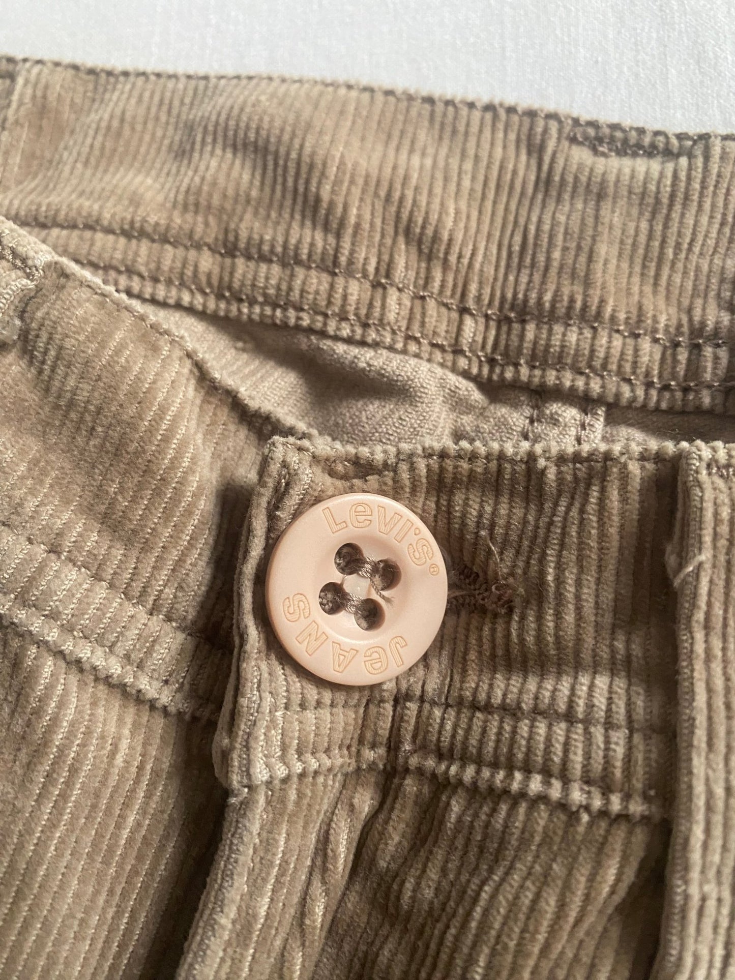 Y2K Levi's 529 Corduroy Bootcut Trousers - anbracaminte