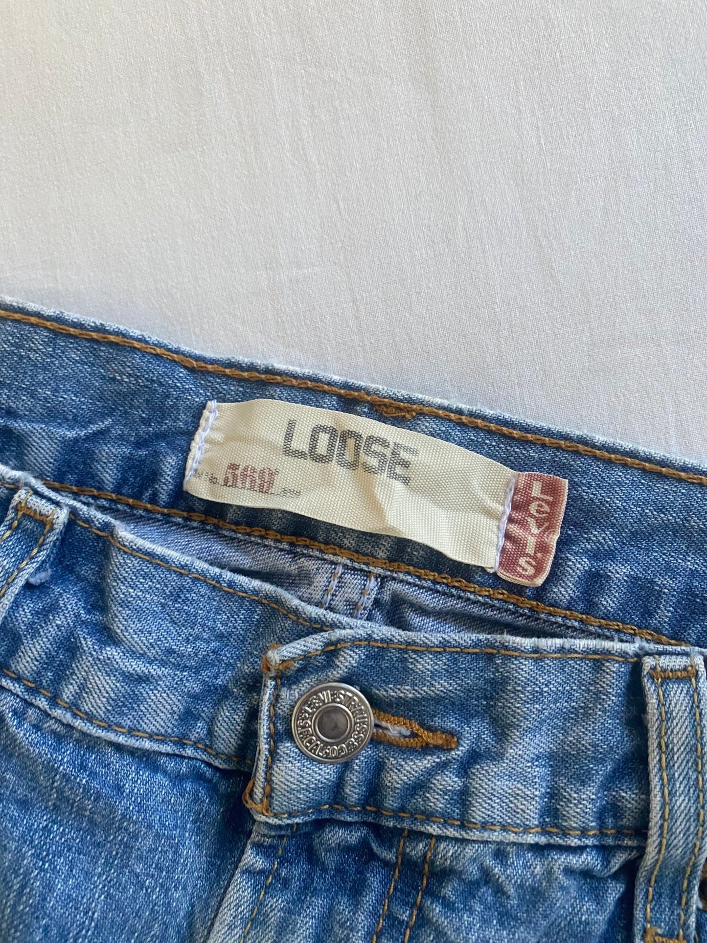 Y2K Levi's 569 Baggy Jorts - anbracaminte