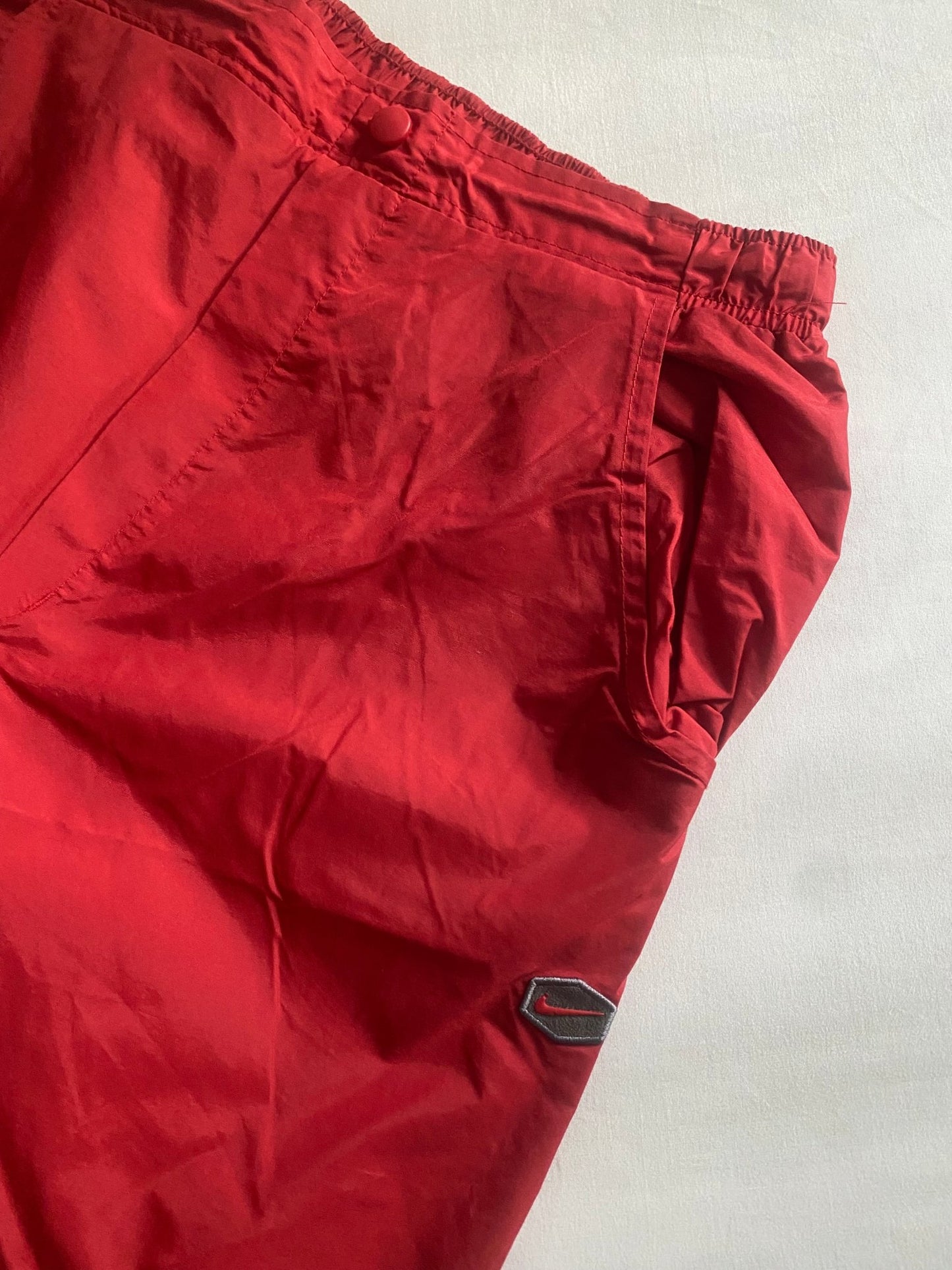 Y2K Nike 3/4 Hex Shorts - anbracaminte