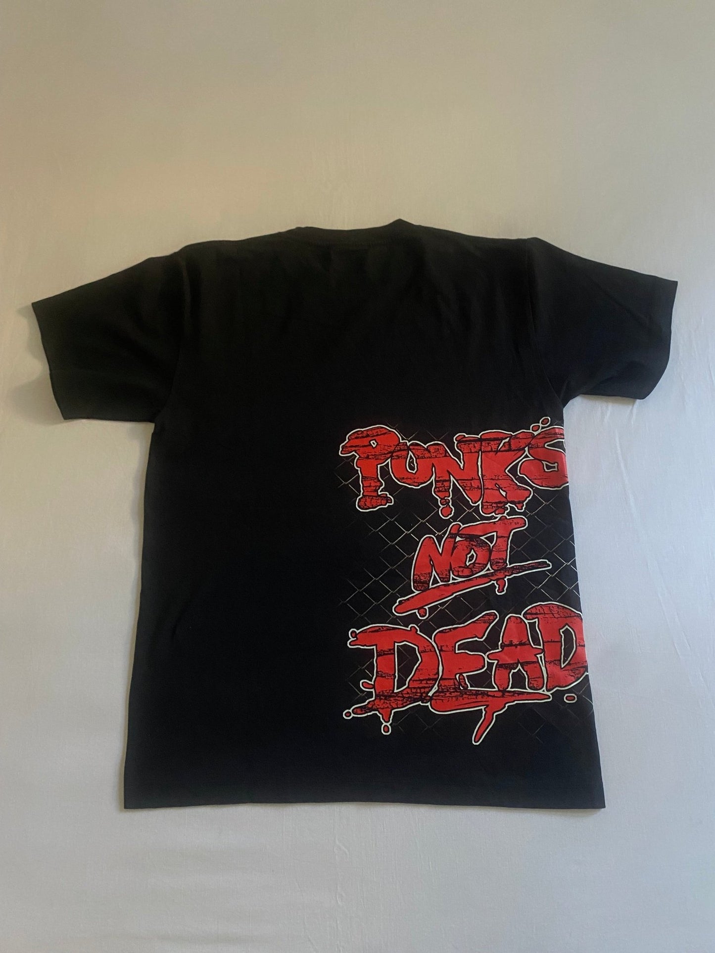Y2K Punk's Not Dead Studded Graphic Tee - anbracaminte