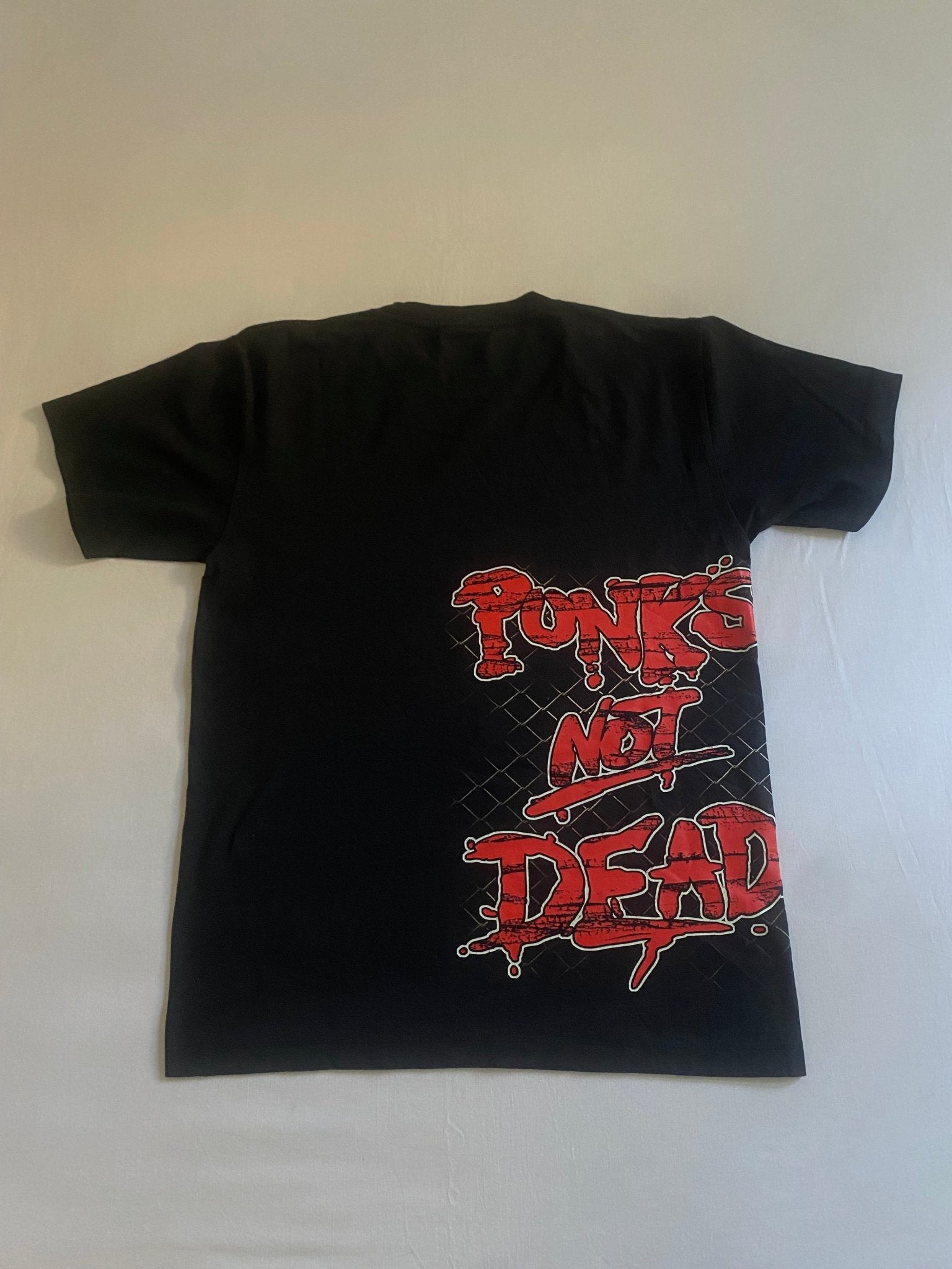 Y2K Punk's Not Dead Studded Graphic Tee - anbracaminte